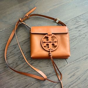 Tory Burch crossbody purse